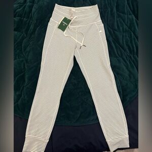 HALARA Striped Leggings - Black and White